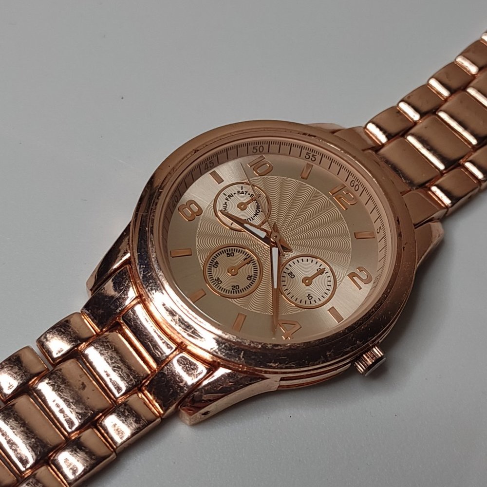 Rose Gold Tone Metal Band Watch